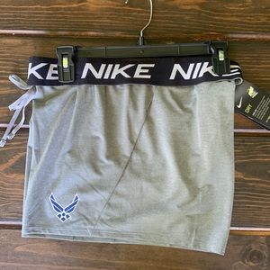 Nike Attack Short women’s